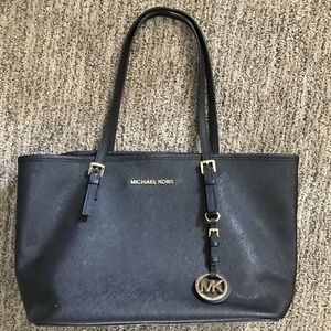 Michael Kors jet set tote purse handbag black